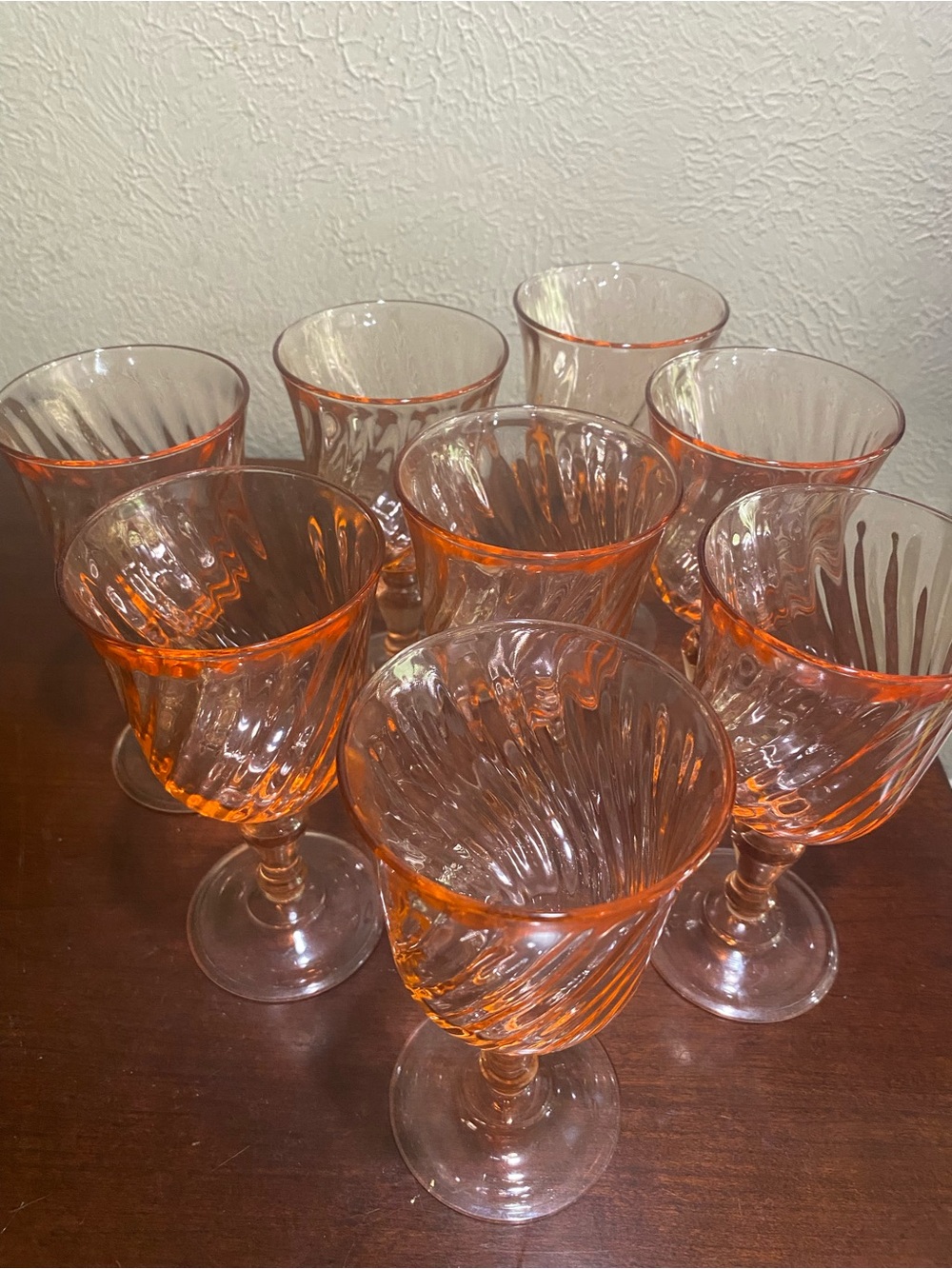 Vintage, Set of 8, Luminarc ROSALINE Pink Swirl Wine Glasses made in France - Picture 5 of 6